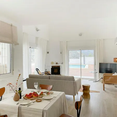 Renovated With Panoramic Views In