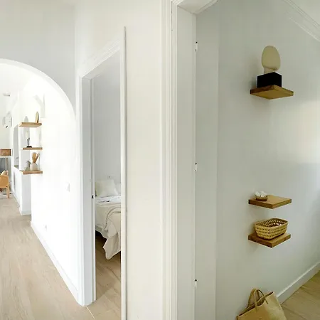 Renovated With Panoramic Views In 펜션 콤페타