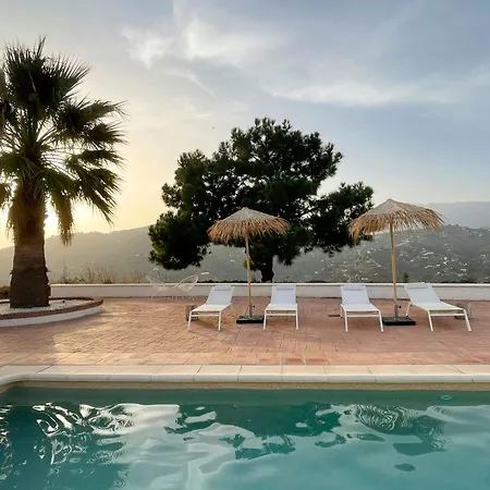 펜션 Renovated With Panoramic Views In 콤페타