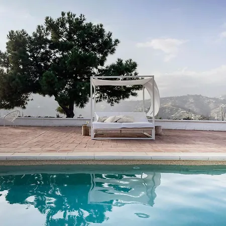 펜션 Renovated With Panoramic Views In 콤페타